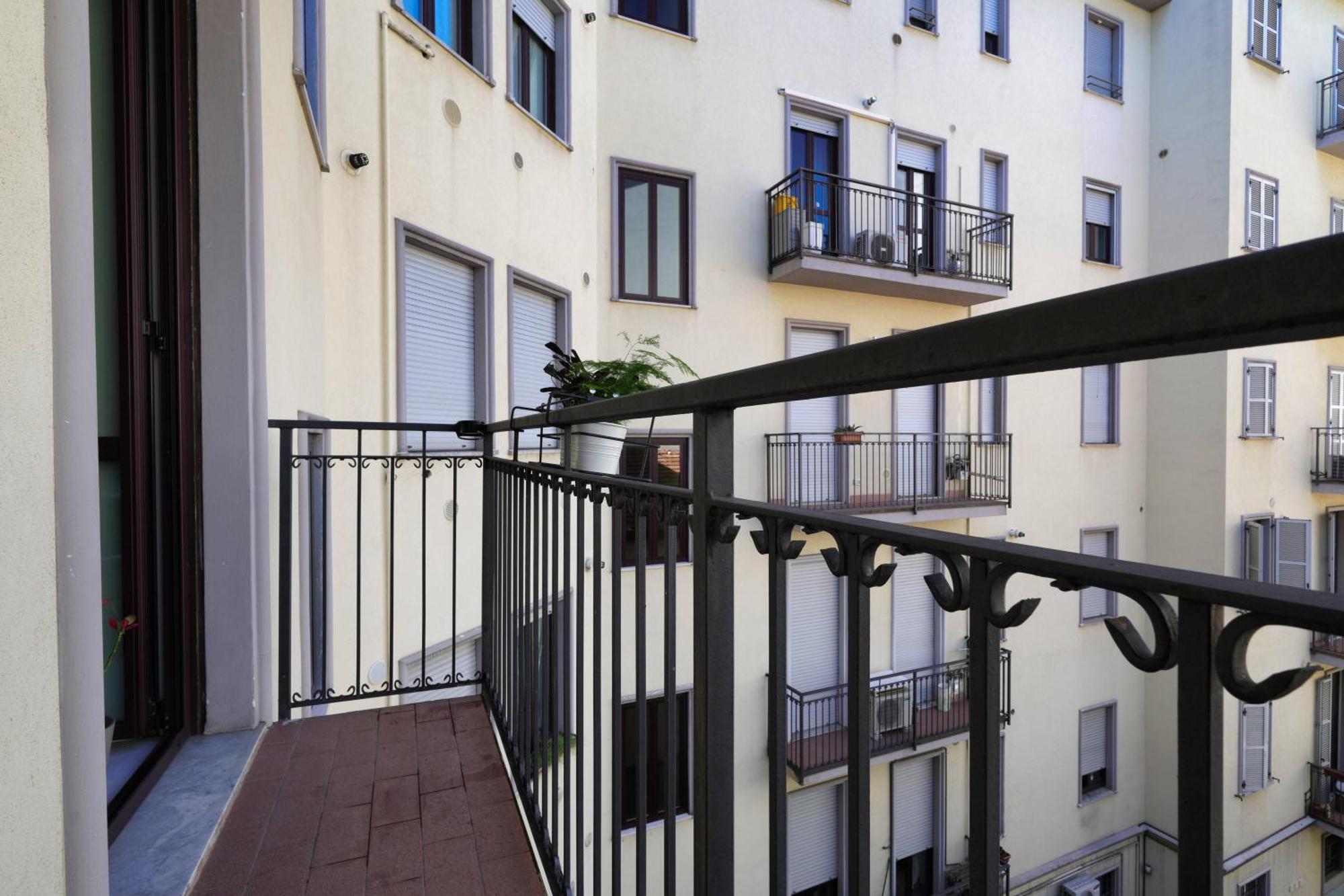 Genova25 Milan